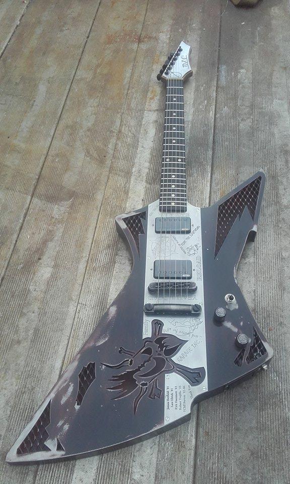 metal guitar body